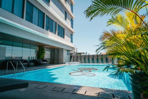 Zwembad, 1898 Hotel Colonia En Las Filipinas in Manilla