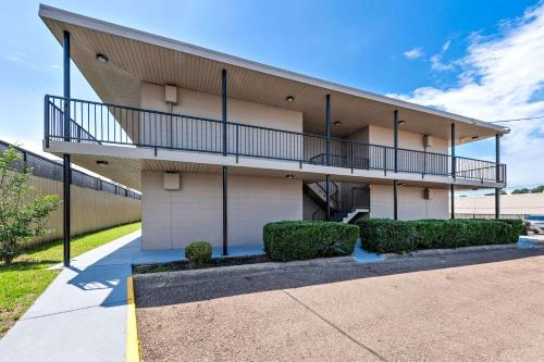 Econo Lodge Texarkana I-30 in Texarkana - Texas, USA