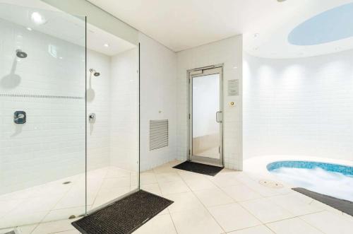 565130270 Radisson Blu Plaza Hotel Sydney