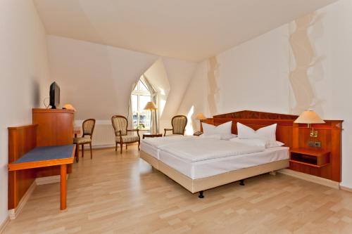 1 queen bed