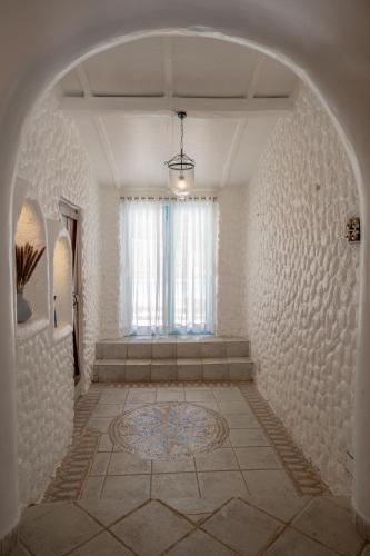 ห้องน้ำ, วิลลา 1 ห้องนอน 1 ห้องน้ำส่วนตัว ขนาด 40 ตร.ม. – โกลิวาท (LohonoStays Santorini) in ปาติลวาที