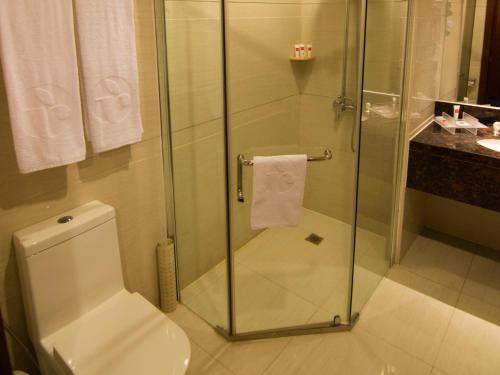Ramada by Wyndham Manila Central, Manila (photo 10)