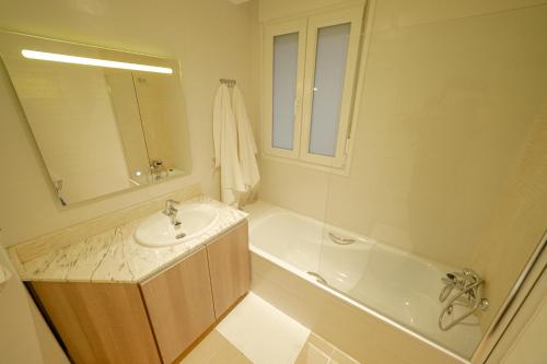 HEY APARTMENTS 1A93 -chamartin-, Madrid (photo 8)