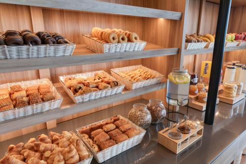 B&B Hotel Barcelona Viladecans - image 11