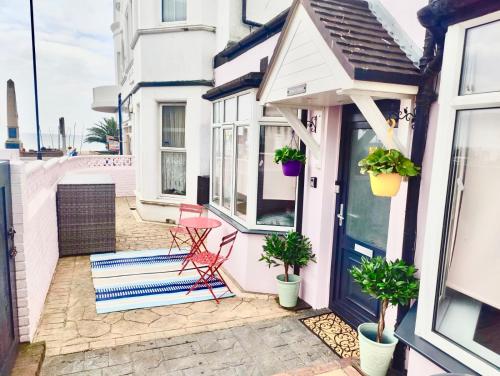 Bexhill Beautiful Sea Front Bungalow gîte à louer Bexhill Reef