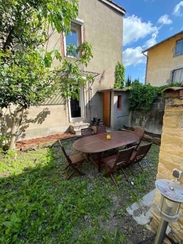NEW Maison avec Jardin 5 pers gîte à louer Lempdes