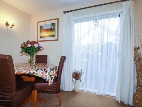 Summerfield Cottage - image 12