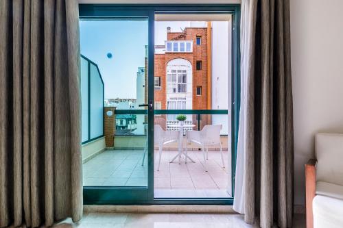 Triple Room (3 Adults) image 6