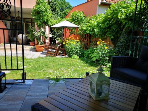 Villa-Hotel Escala - image 14