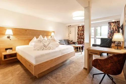 Alpenhotel DAS KÜREN in Hirschegg, Österreich