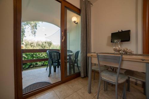  Holiday Apartment orchidea with swimming pool and private beach -2 in Mattinata