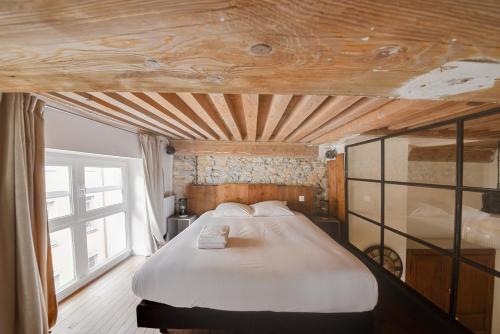 GuestReady - Magnificent duplex canut hypercentre, Lione (foto 8)