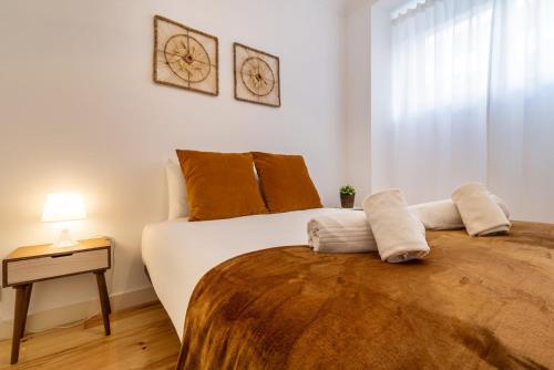 1bd Industrial-Styled Home in Lisbon by GuestReady - image 12