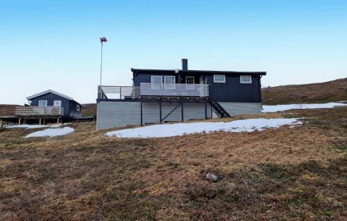 Viesnīcas āriene, 3 Bedroom Cozy Home In Snefjord in Kokelva