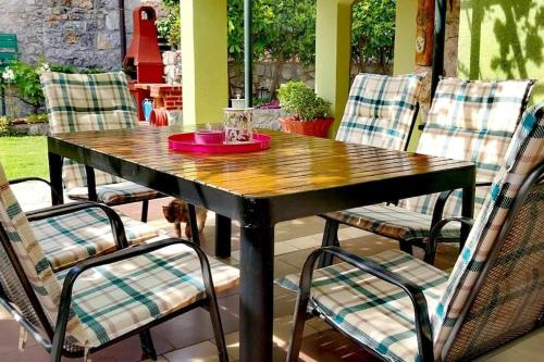 Iekārtas, Historic Stone House KATI Perfect Family Retreat With Garden BBQ And Picturesque Landscapes in Ledenice