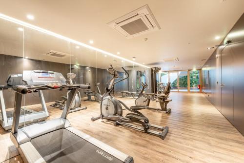 GuestReady - Mid-Century Apartment near Cais do Sodré - image 3