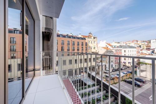 GuestReady - Mid-Century Apartment near Cais do Sodré - image 10