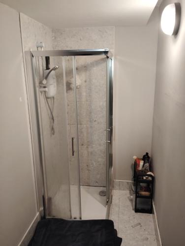 Tony's apartments in Waterford