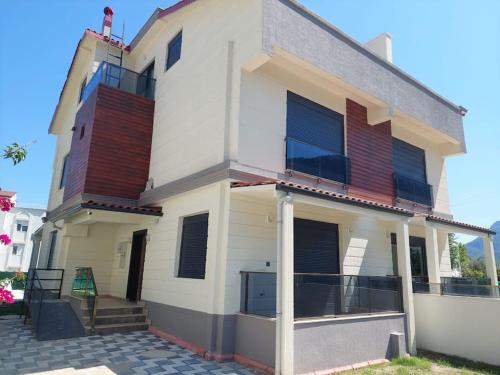 Villa Isra 5 plus 1 Bedroom Villa Private Pool and Garden, Antalya (photo 2)