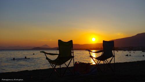 rand, Garden house escape in Amarynthos Evia