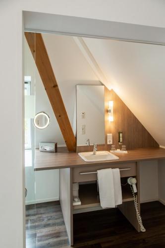 Hotel Hofgut Sternen - image 3