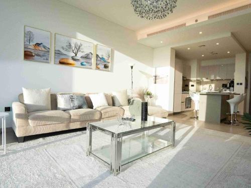 Indulge in Luxury Waves Grande 1BR - SHWG-11 - image 5