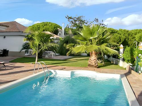 3 bedrooms villa at Nuevo Portil 500 m away from the beach with shared pool enclosed garden and wifi