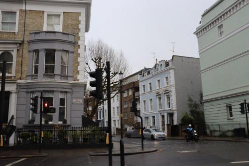 Mezzanine Flat in the heart of Notting Hill