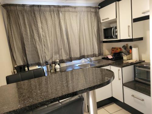 Kennington Palms in Stirling