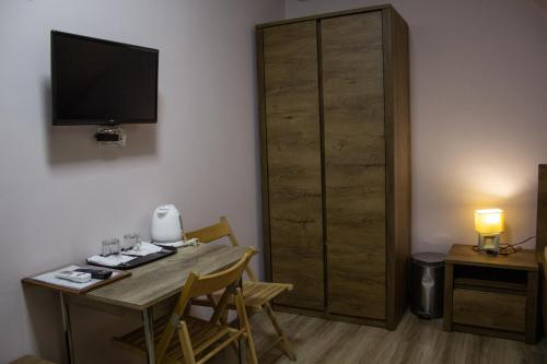 Facilities, Fitt Maganszallashely in Sásd