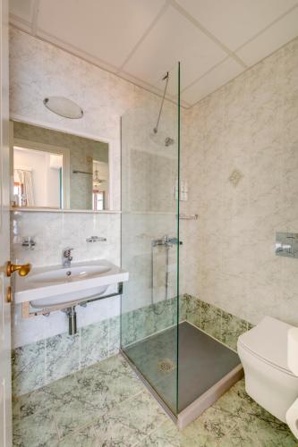 Electra Syros Boutique Hotel - image 8