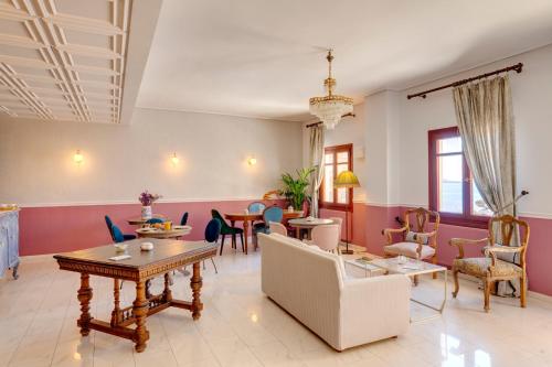Electra Syros Boutique Hotel - image 3