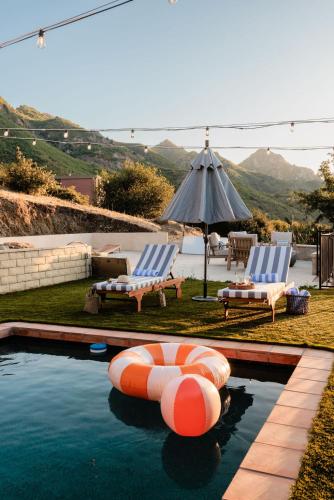 Malibu Home with Pool by Summer in Agoura Hills, USA