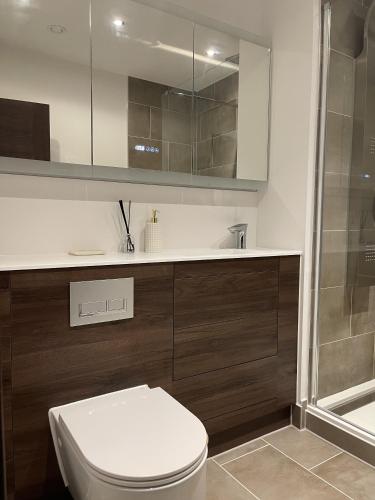 Godfrey House - image 35