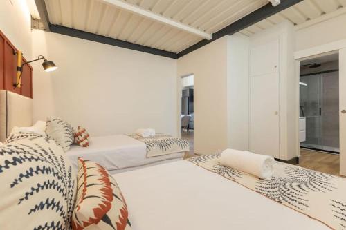 Pasaje Mallol Central Duplex by Valcambre Room Type - Duplex Apartment