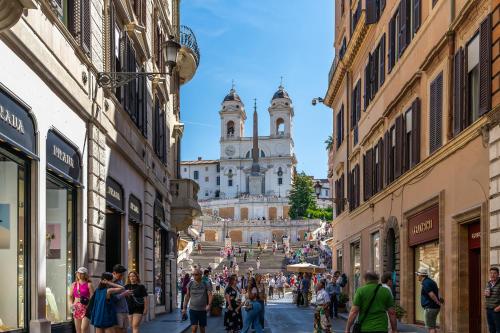 Decimo Meridio- At Spanish Steps- - image 4