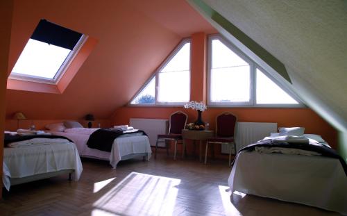 Garni Hotel Rödelheimer Hof - image 14