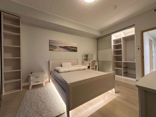 Cozy App - 400m from historic Old Town City Centre, Таллин (фото 7)