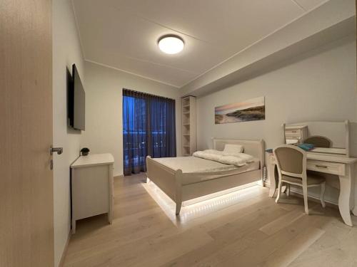 Cozy App - 400m from historic Old Town City Centre, Таллин (фото 9)
