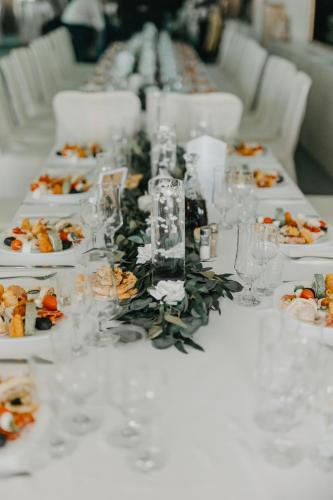 Ételek és italok, Complex Daniel's in Orastie