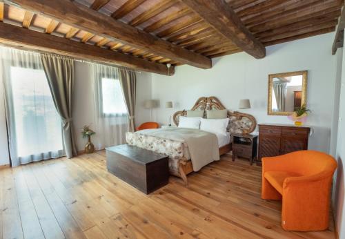 Il Casale-toscoemiliano in Camugnano