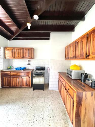 Crescent Lodge in 逍遙海灣