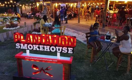 Crescent Lodge in 逍遙海灣