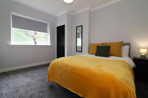 Signature - Huntley House, Glasgow (photo 2)