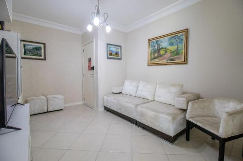 MTC82 - 2 Dorm, Sacada, Churrasqueira, Garagem, Balneário Camboriú (foto 6)