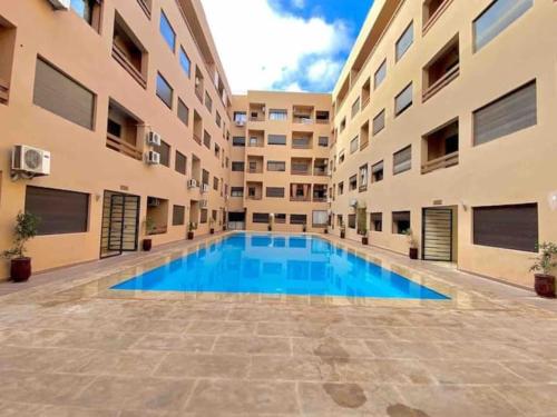 Luxury city center apartment with swimming pool, Marrakech