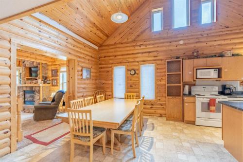 Rippling Creek Haven - image 11