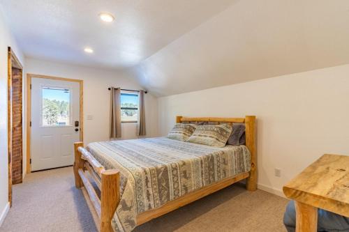Gold VC Custer`s Loft - image 2