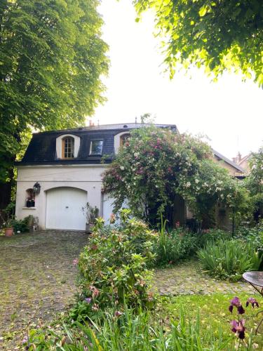 Hotelli välisilme, Le Val Clos, appartement dans une maison de maître 19e (Le Val Clos, appartement dans une maison de maitre 19e) in Tanlay