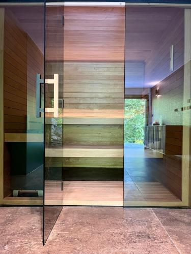 桑拿, Roubenka Pod hvězdami (Roubenka Pod hvezdami) in 斯特雷茨尼